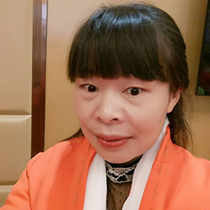 罗素珍 罗素珍